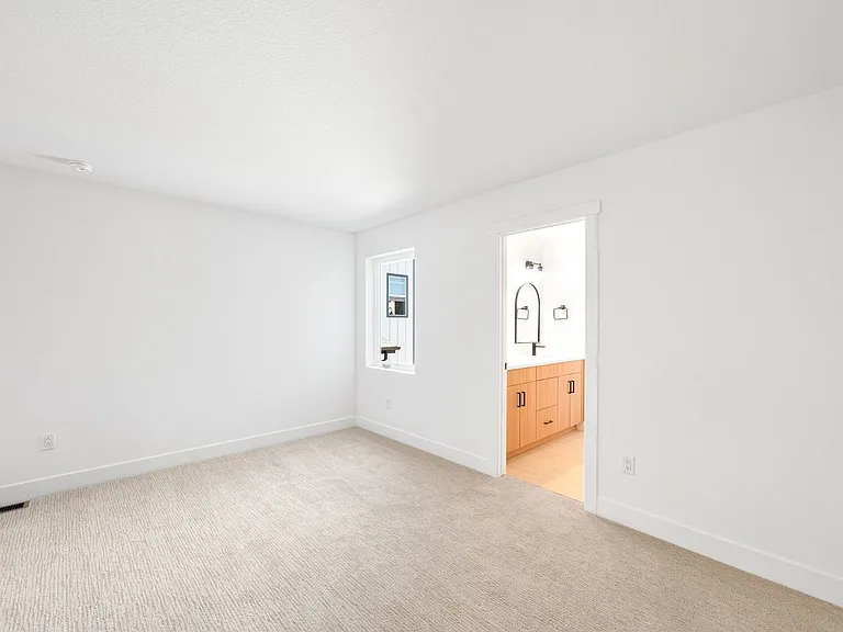 4656 W 9th Ave — Photo 19