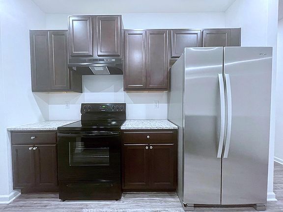 5th image of 226 Turner Ln