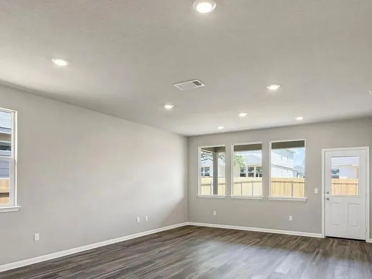 400 Barton Creek Ln — Photo 11