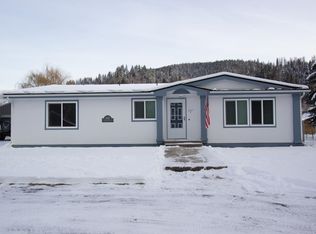 601 Park St, Metaline Falls, WA 99153