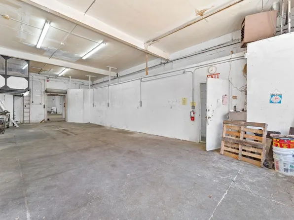 706 7th Street image 5 of 38