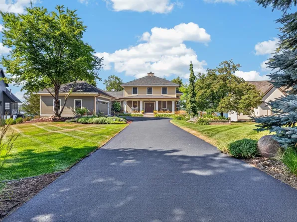 5488 Fairlawn Shores Trl SE, Prior Lake, MN 55372