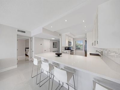4030 W Palm Aire Drive #406, Pompano Beach, FL, 33069