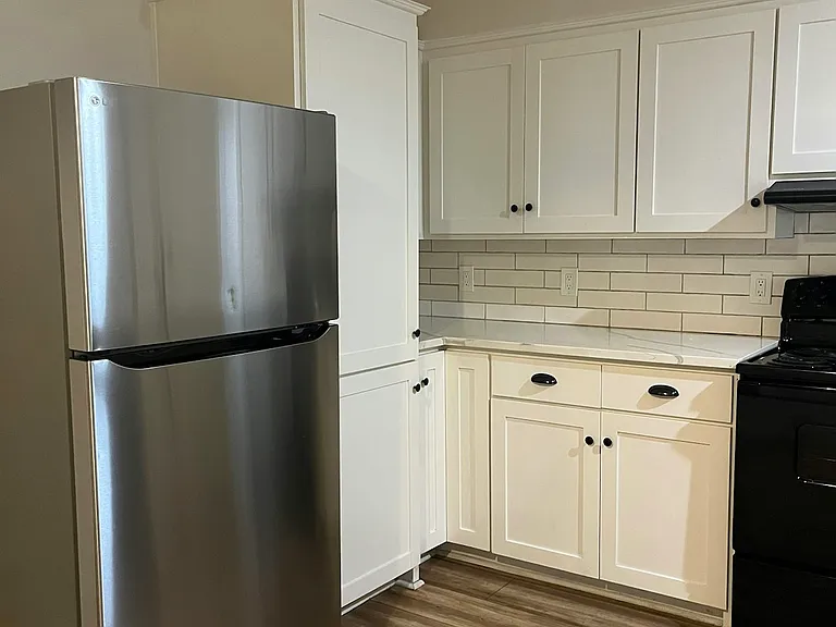 1904 Hearthstone Dr #102 — Photo 8