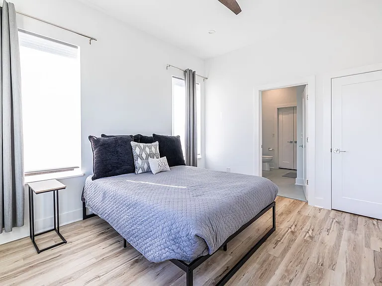 1155 Custer Ave SE #305 — Photo 9