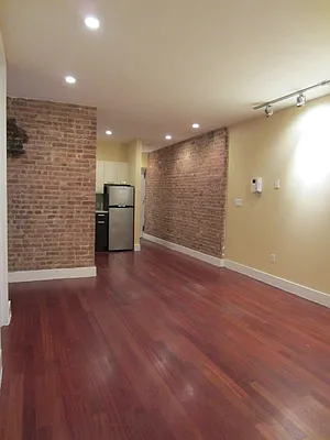 Rented by Bohemia Realty Group | media 42