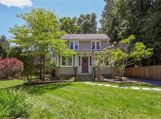 264 Maple Rd, Valley Cottage, NY 10989