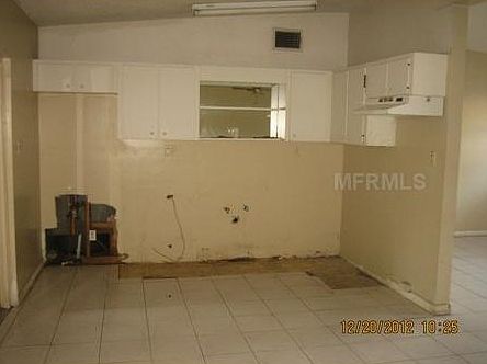 3rd image of 1828 Duskin Ave