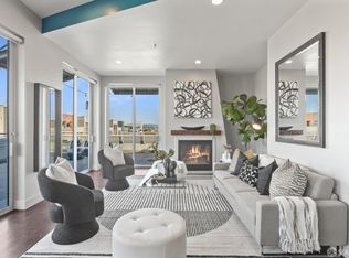 201 4th St APT 606, Oakland, CA