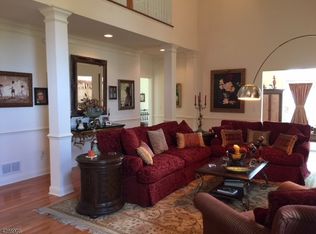 41 Briar Ct, Hamburg, NJ 07419