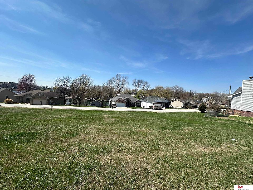 1st image of 9601 Clubhouse Cir
