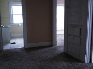 22 Maple St #B, Niles, OH 44446