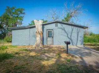 609 W Malamute Rd, Roswell, NM 88201