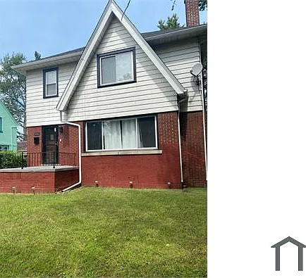 474 W Greendale — Photo 1