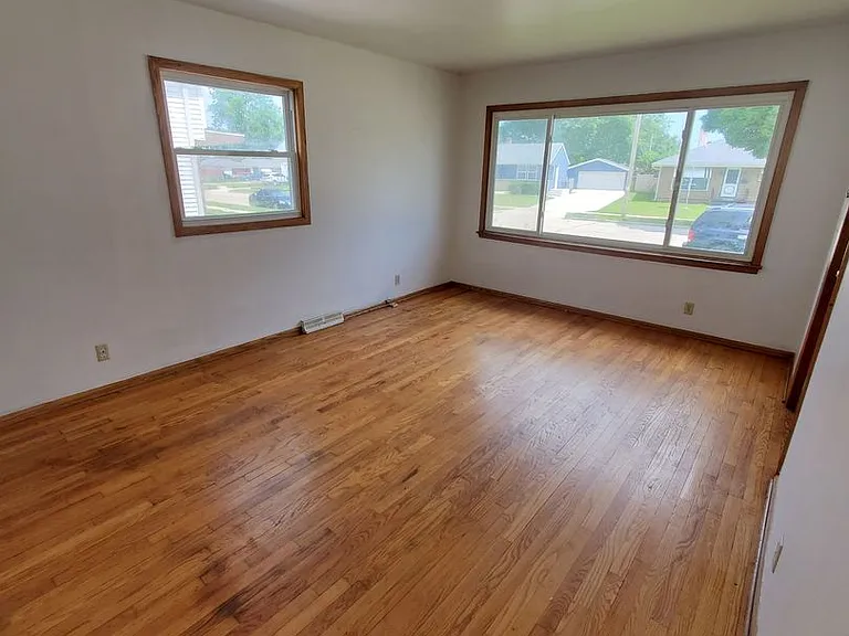 1718-1720 Cleveland Ave. (Duplex) — Photo 2