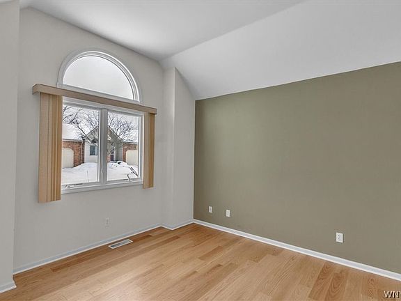 3rd image of 74 Das Ct