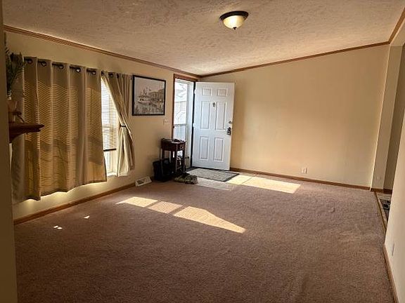 5th image of 45453 Catalpa Blvd