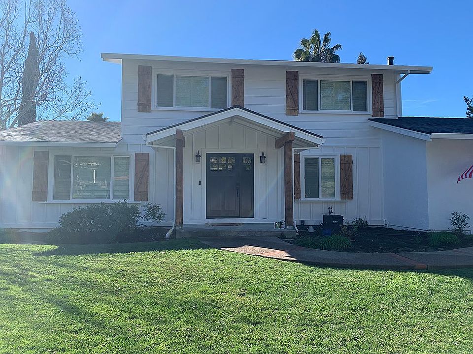 2nd image of 271 Saint Christopher Dr
