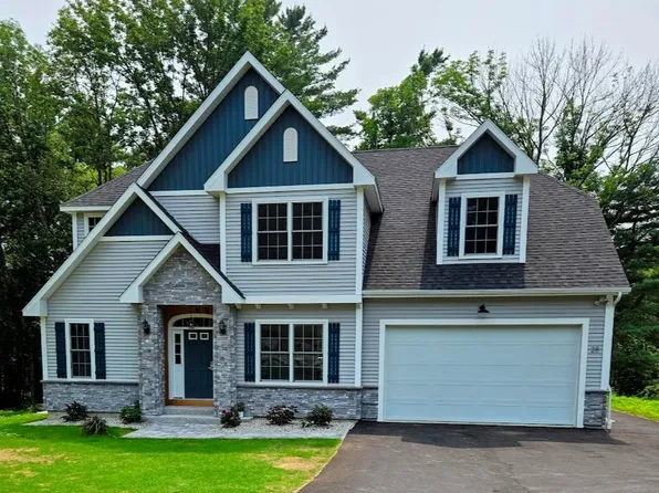 28 Auburn Road, Hooksett, NH 03106