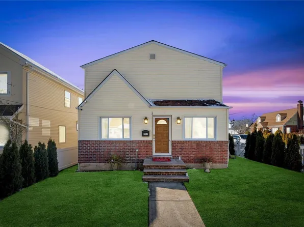 717 N 5th Street, New Hyde Park, NY 11040