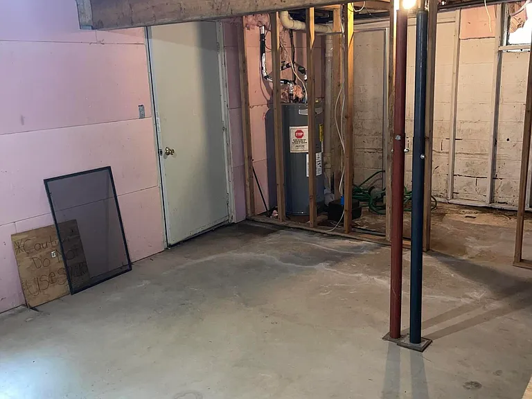 1070 Red Hawk Dr — Photo 12