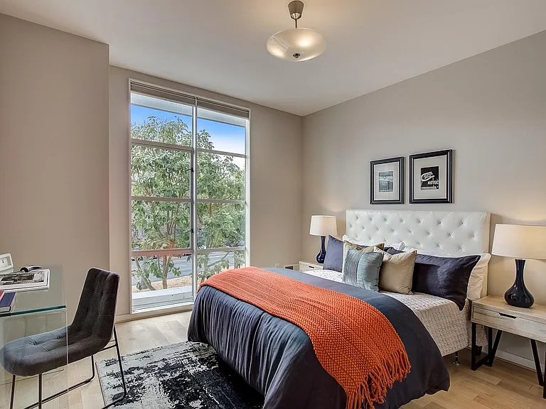 1600 Webster St #103 — Photo 5