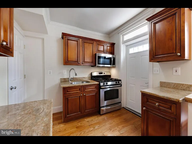 1637 Kramer St NE — Photo 22