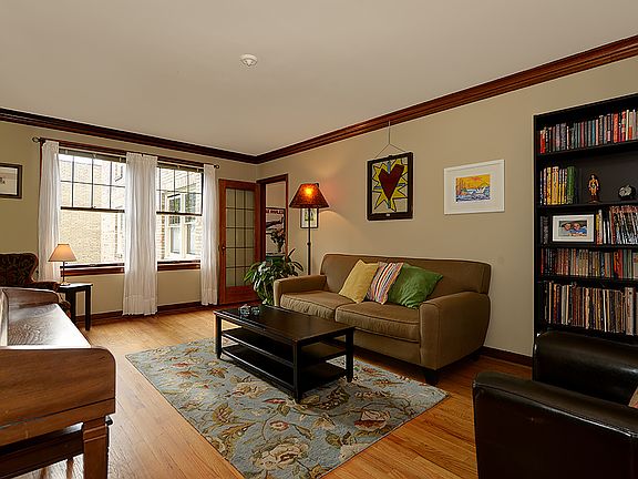 3rd image of 400 Boylston Ave E APT 205