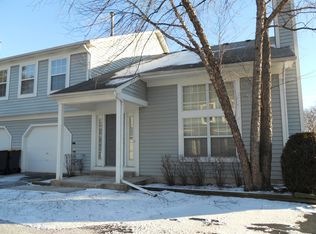179 Hazelnut Dr #179, Streamwood, IL 60107