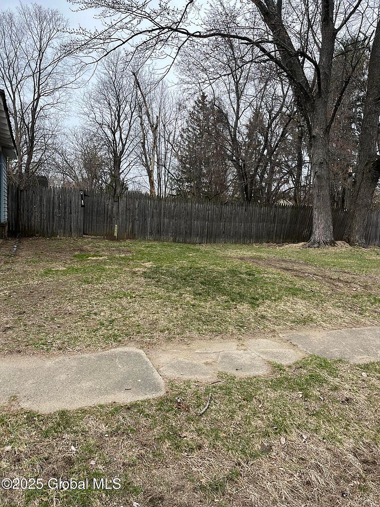 2nd image of 22 Baldwin Avenue