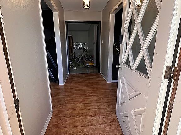 2nd image of 610 Dogwood Ln