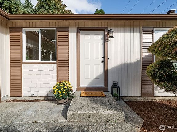 3rd image of 12244 NE 136th Place