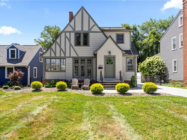 26019 Lake Rd, Bay Village, OH 44140