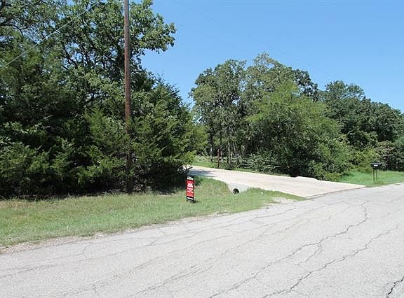 3rd image of 8160 Bramble Creek Ct