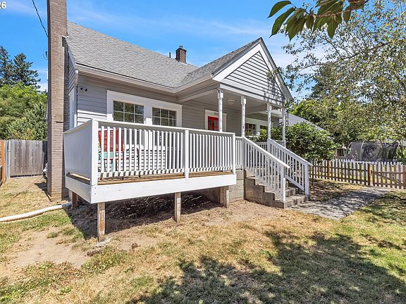 2nd image of 2219 SW 6th Ave