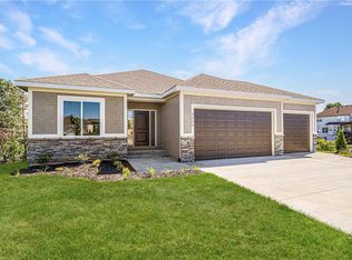 4708 SW 2nd St, Blue Springs, MO 64014