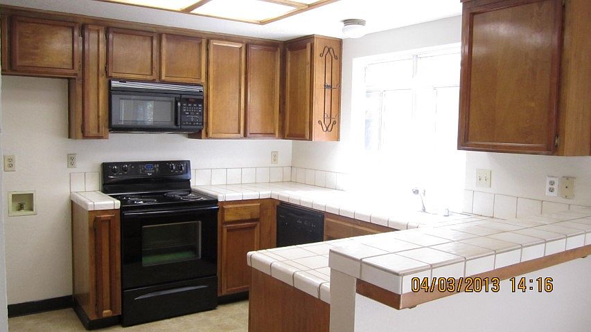 2nd image of 1719 Pine Ct