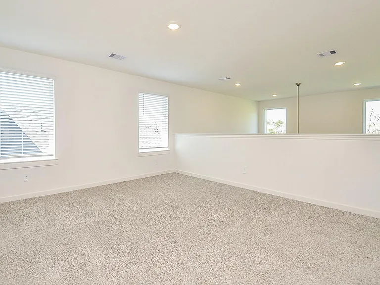 8047 Marchese Dr — Photo 13