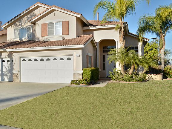 2nd image of 995 Trovita Dr