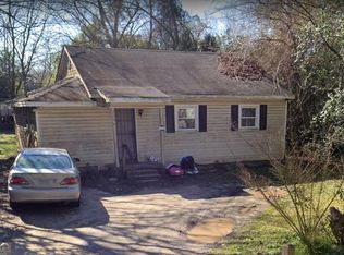 1196 Dewey St, Macon, GA 31206
