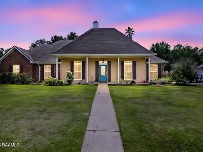 214 Longpointe Rd, Youngsville, LA, 70592