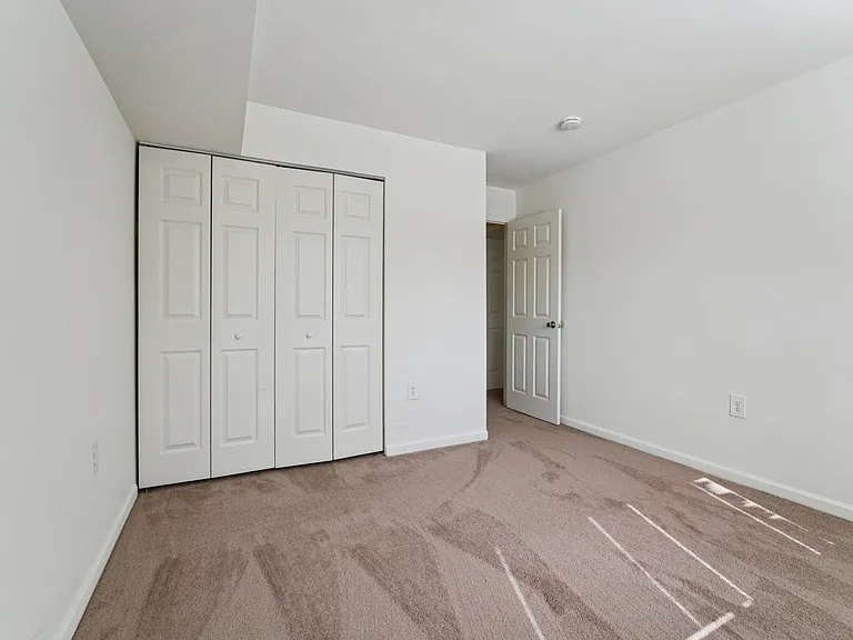 2BR, 1.5BA - 939SF - Vacant - 1st Bedroom