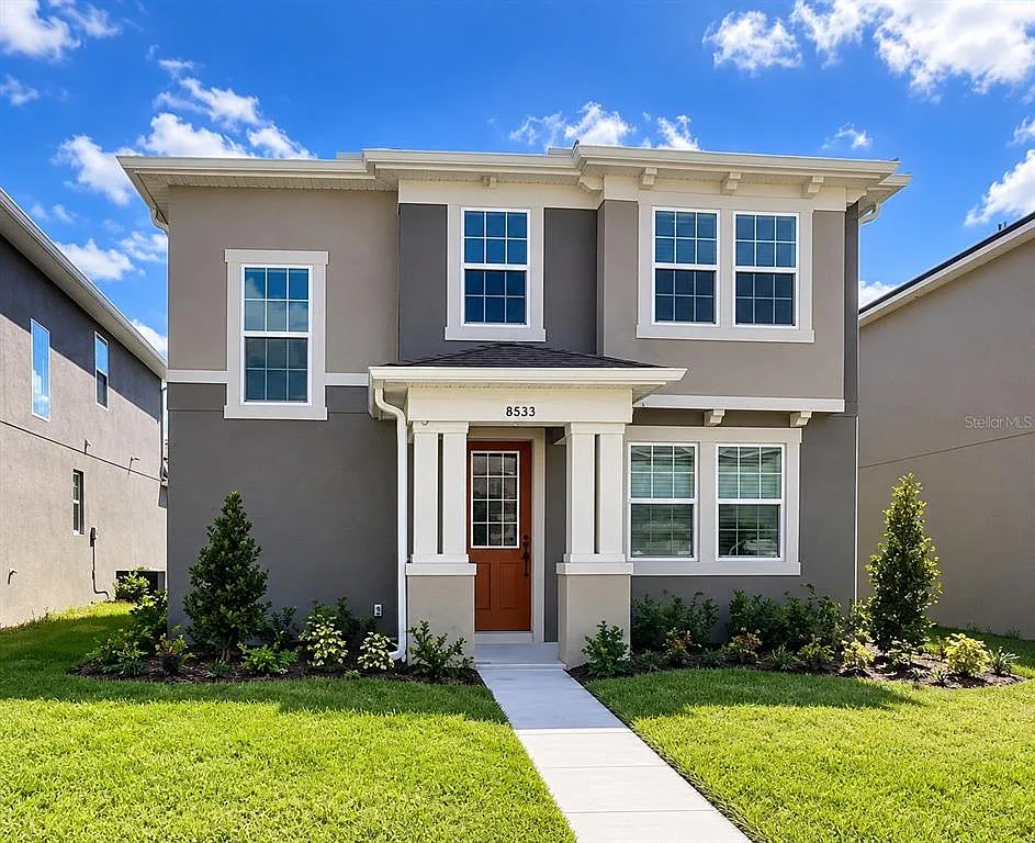 3 bed, 2.5 bath, 2110 sqft, $2,950 — Photo 1