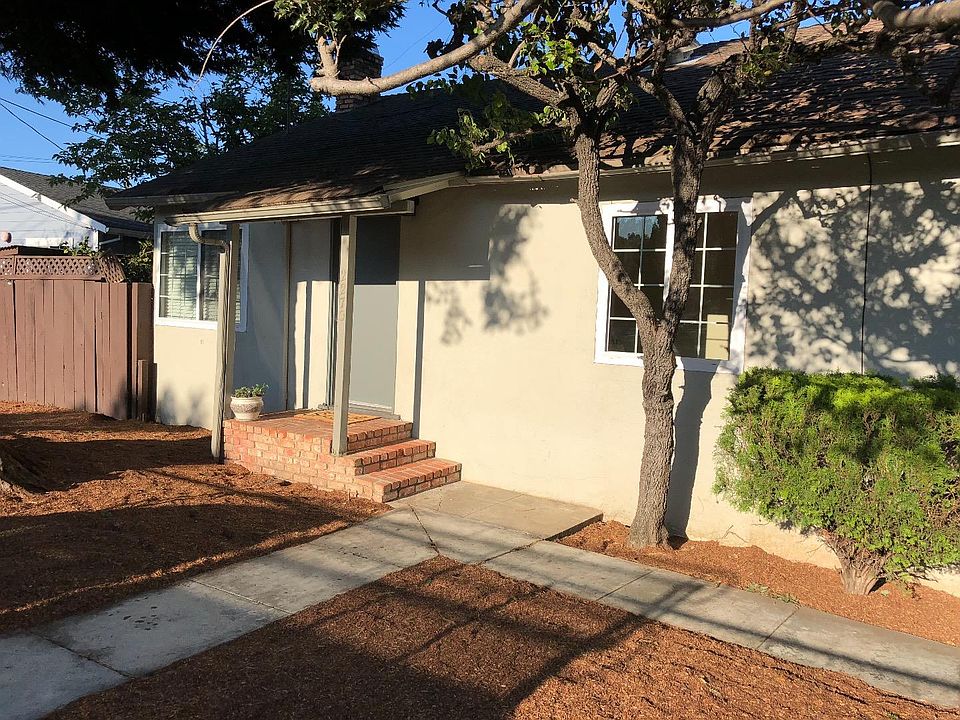 1st image of 2270 Euclid Ave