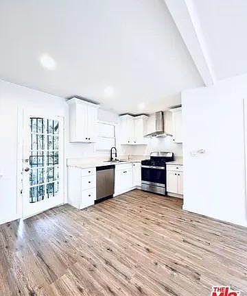 5th image of 341 N Belmont St