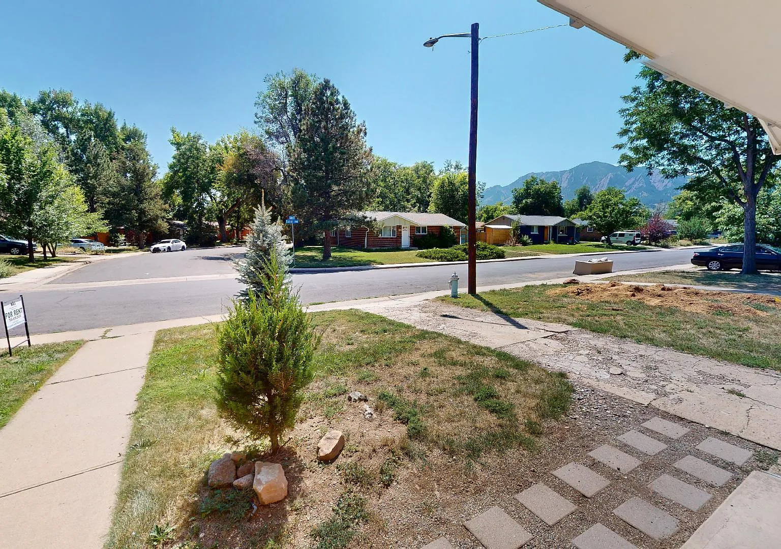 3 bed, 1.5 bath, 1146 sqft, $3,200 — Photo 2