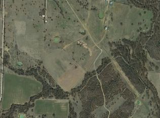 1096 County Road 1790, Sunset, TX 76270