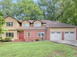 3288 Crawford Cir, Marietta, GA 30066