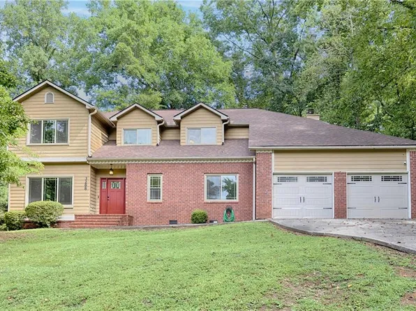 3288 Crawford Cir, Marietta, GA 30066