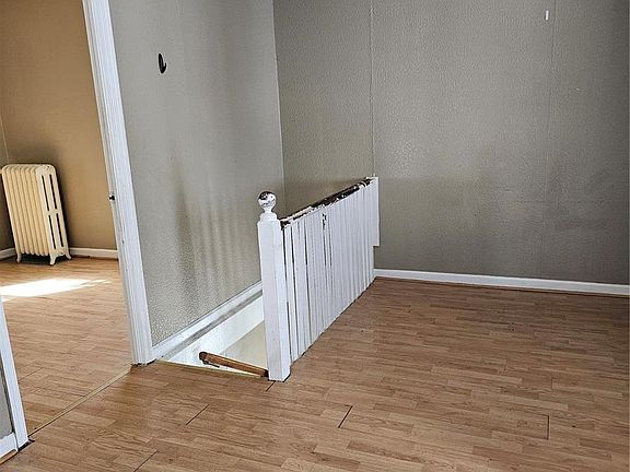 3rd image of 5331 Odell St